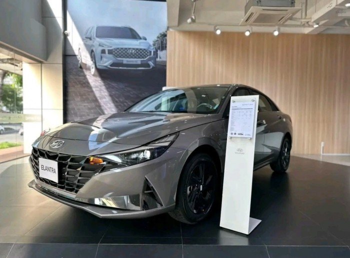 ‘Chơi tất tay’ với Mazda3 và Kia K3, Hyundai Elantra giảm giá lăn bánh ‘rẻ như cho’ đầu tháng 2/2026 ảnh 3