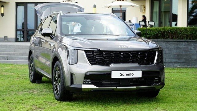 Quyết ‘lật đổ’ Ford Everest, Kia Sorento giảm giá lăn bánh đầu tháng 2/2026 rẻ hơn Toyota Fortuner ảnh 2