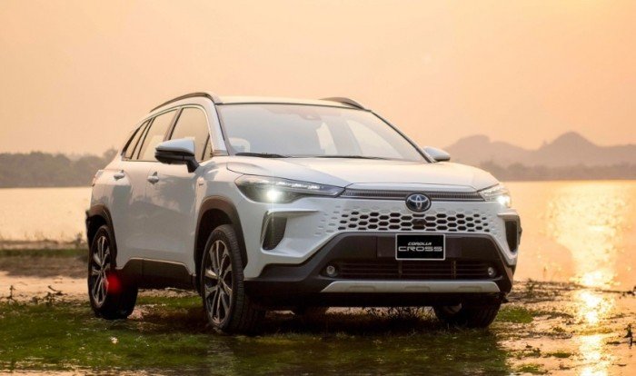 Giá lăn bánh Toyota Corolla Cross cập nhật đầu tháng 2/2026 siêu rẻ, đẩy Kia Seltos vào 'thế khó' ảnh 2