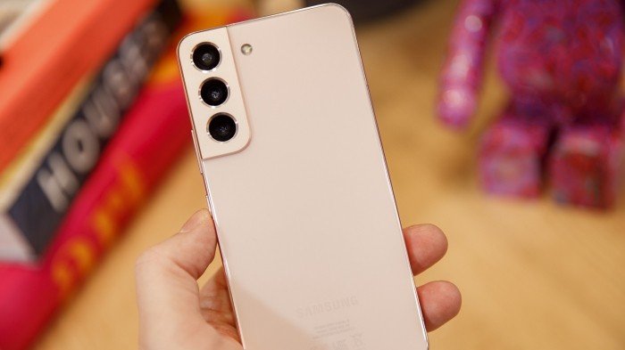 Samsung-Galaxy-S22-review-12