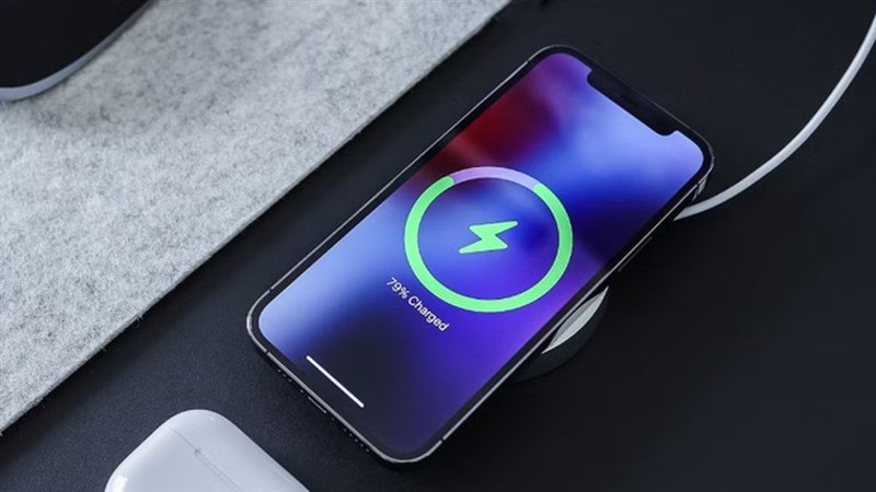 Cách bật chế độ sạc nhanh iPhone giúp bạn tiết kiệm được thời gian