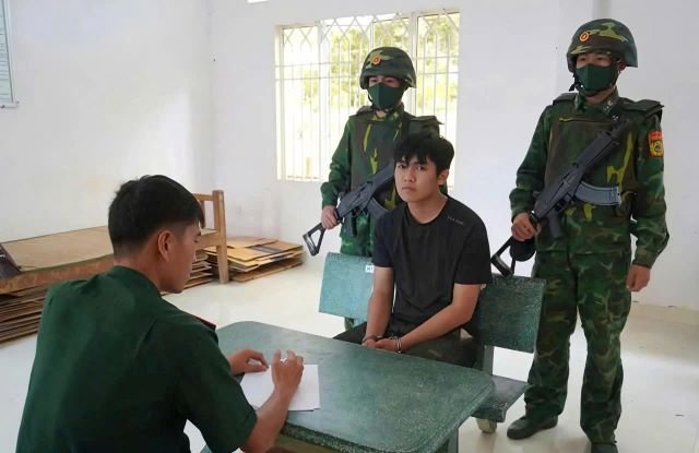 bdbp-bat-doi-tuong-to-chuc-xuat-canh-trai-phep