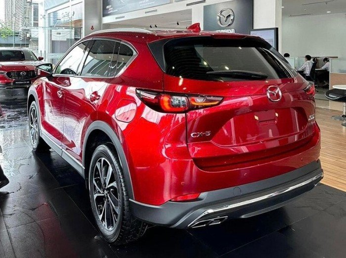 Giá lăn bánh Mazda CX-5 đầu tháng 3/2026 rẻ ‘vô địch’ phân khúc, áp đảo Honda CR-V và Hyundai Tucson ảnh 2