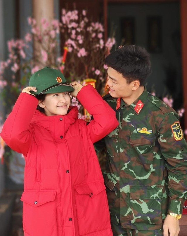 ban-trai-hoa-minzy-11