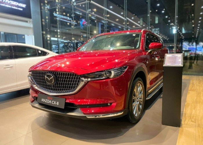 Mazda CX-8 giảm giá lăn bánh giữa tháng 2/2026 rẻ bậc nhất phân khúc cỡ D, đại chiến Ford Everest ảnh 2