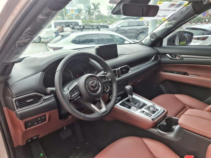 Mazda CX-8 giảm giá lăn bánh giữa tháng 2/2026 rẻ bậc nhất phân khúc cỡ D, đại chiến Ford Everest ảnh 6