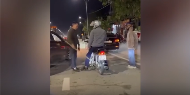 chan-xe-danh-nguoi-2