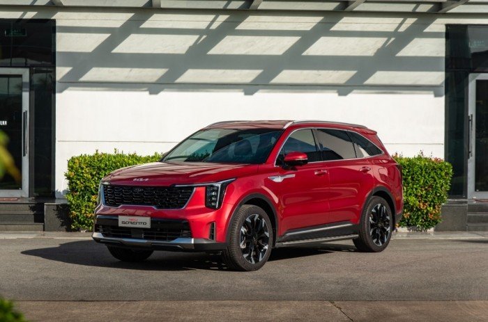 Giá lăn bánh Kia Sorento giữa tháng 3/2026 giảm ‘chạm đáy’, ‘chơi tới bến’ Ford Everest và Fortuner ảnh 2