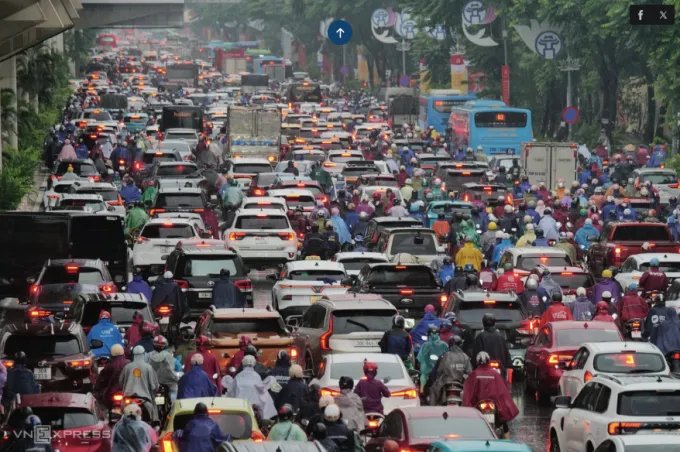 14-1773445818-ha-noi-dai-cong-truong-chong-ngap-tren-truc-duong-huyet-mach-nguyen-trai