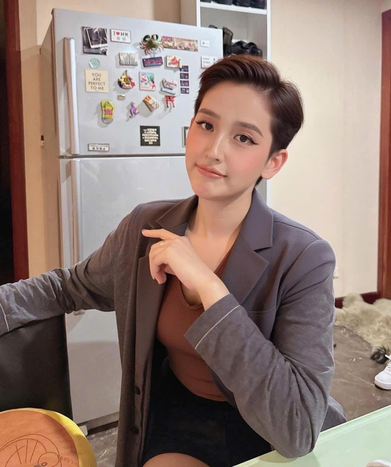 14-1773456895-mai-phuong-thuy-tan-huong-cuoc-song-khac-la-sau-gan-2-thap-ky-dang-quang