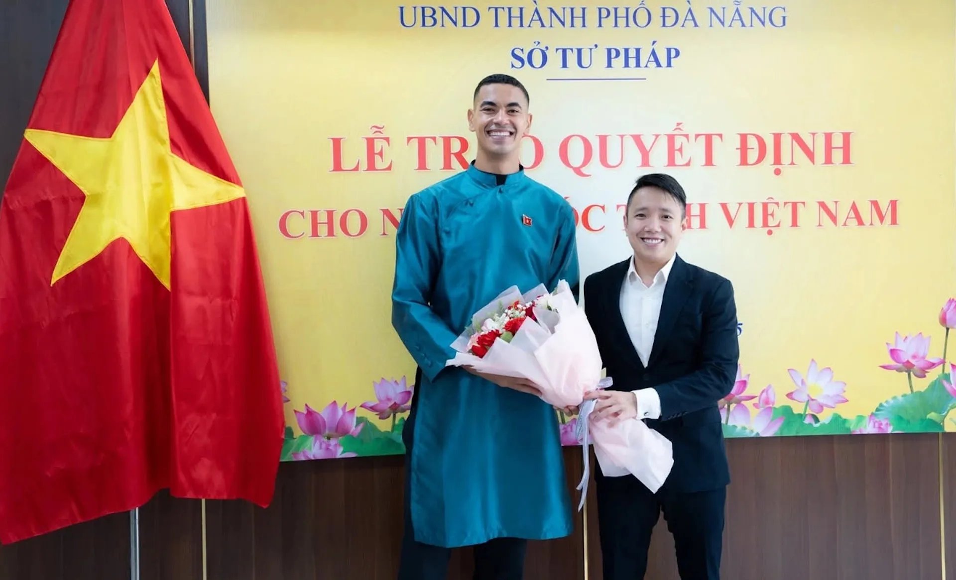 16-1773622749-giac-mo-lon-cua-tuyen-viet-nam-khi-dan-sao-nhap-tich-can-mot-tam-khien-phap-ly