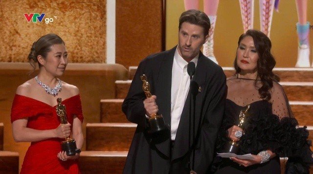 Trực tiếp Oscar 2026: Mr Nobody Against Putin thắng giải Phim tài liệu xuất sắc nhất- Ảnh 17.