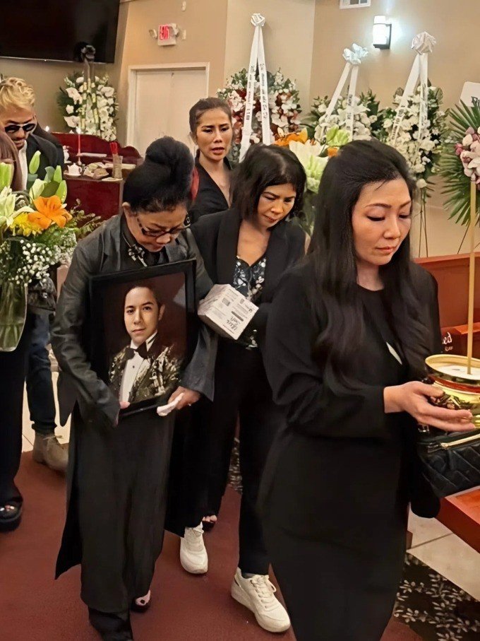 16-1773629140-le-tien-biet-kasim-hoang-vu-tieng-hat-tinh-me-nghen-ngao-trong-gio-phut-di-quan