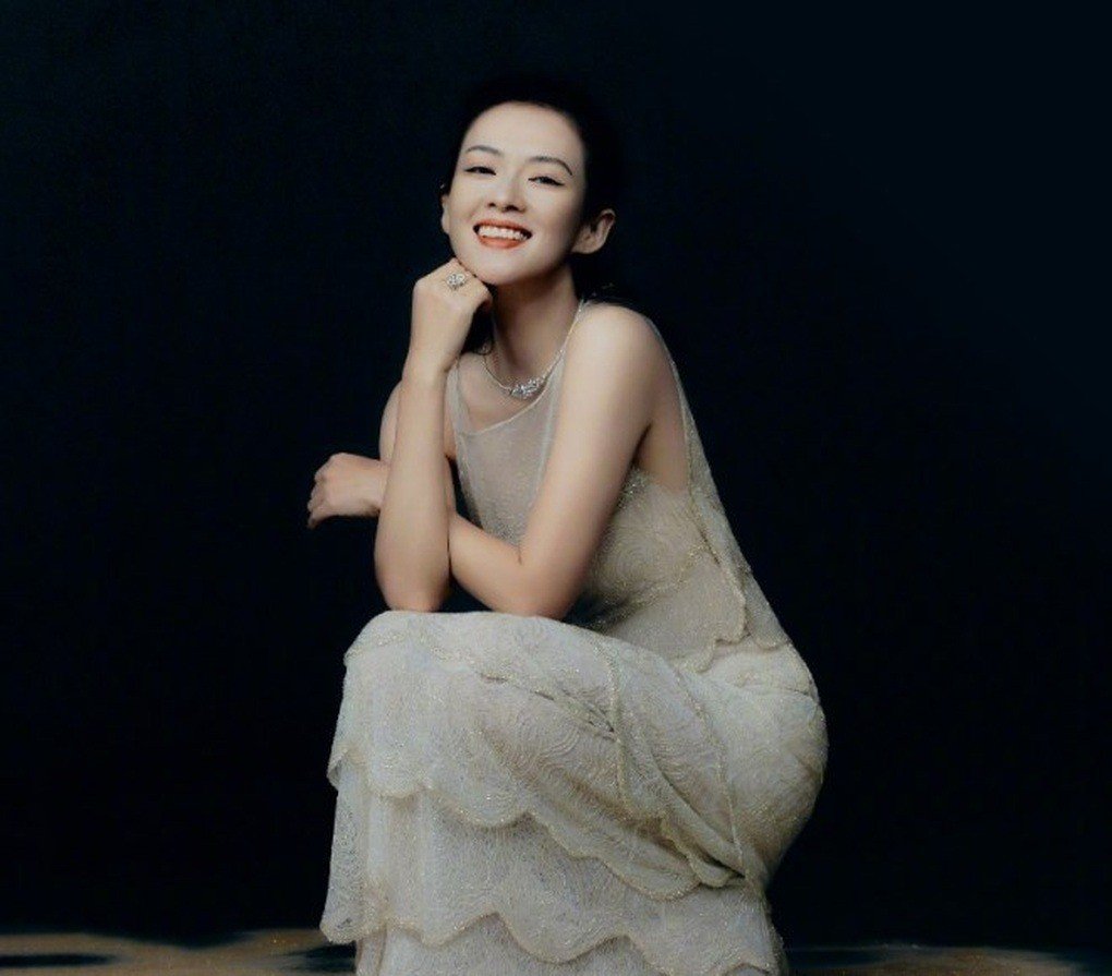 16-1773633387-chuong-tu-di-gay-xon-xao-voi-dien-mao-khac-la-o-tuoi-47