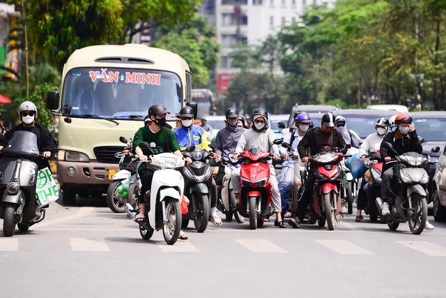 17-1773710067-du-bao-thoi-tiet-ngay-173-mien-bac-buoc-vao-chuoi-ngay-nang-am-ha-noi-cham-nguong-28-do-c