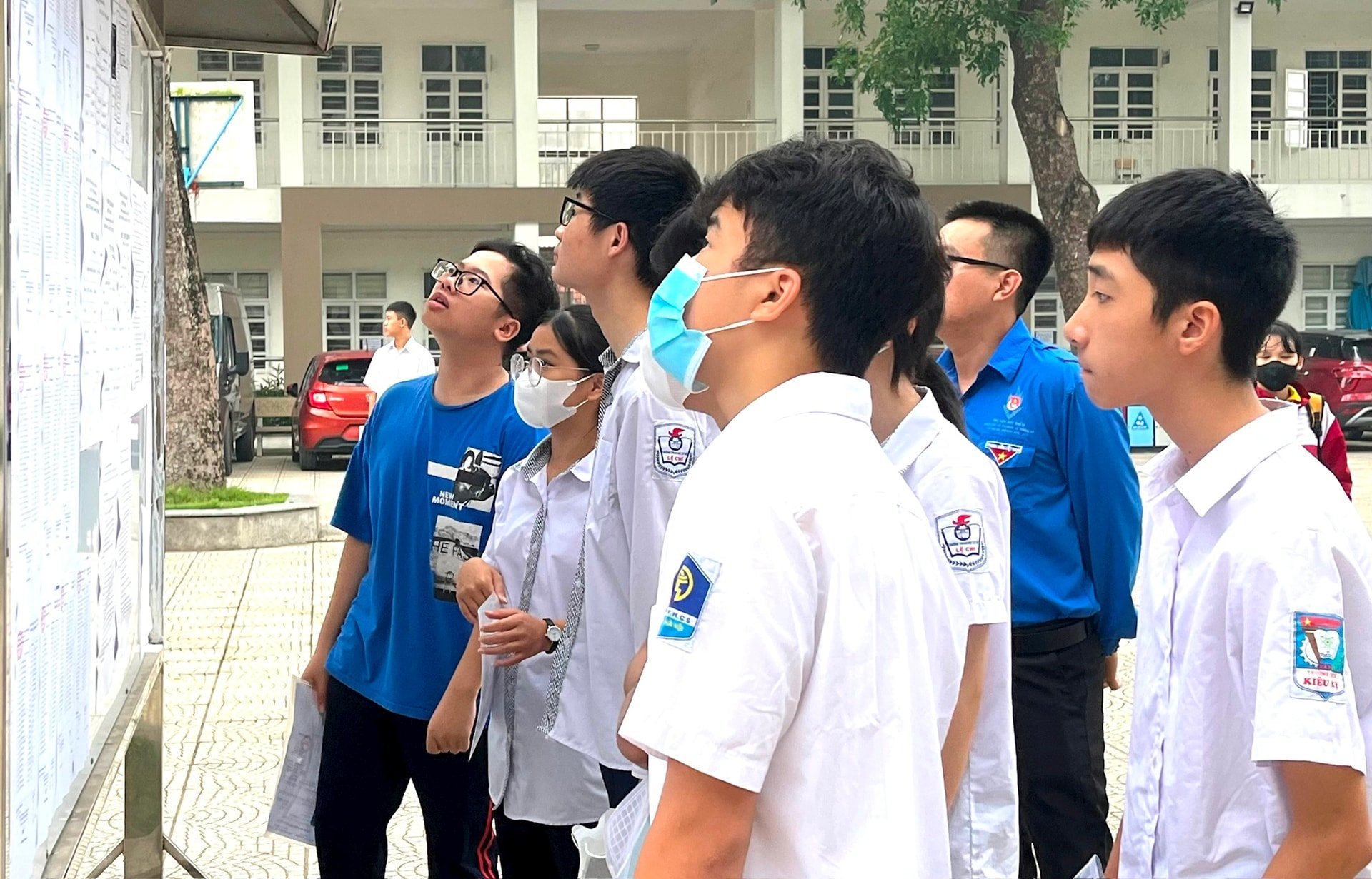 17-1773715393-tuyen-sinh-lop-10-ha-noi-chien-thuat-chon-nguyen-vong-de-khong-truot-het-khi-bo-phan-tuyen