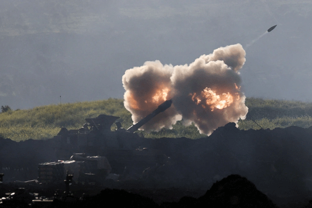 Iran-mo-lai-eo-bien-hormuz-1