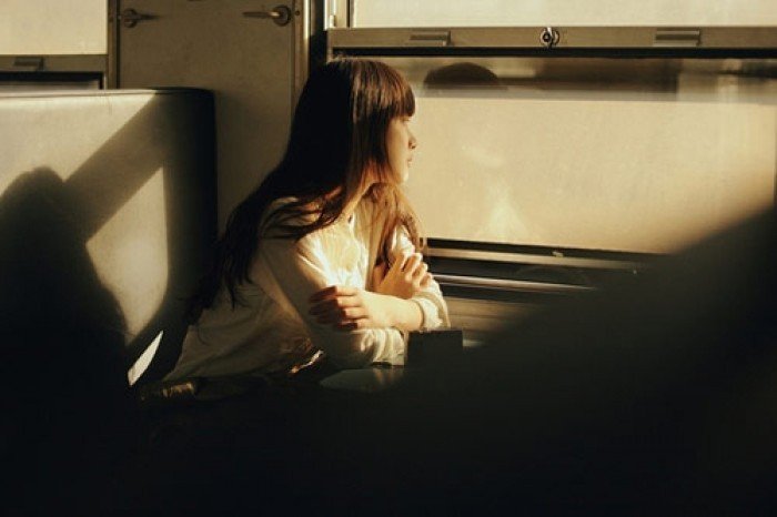 19-1773888816-me-bo-minh-di-theo-nguoi-khac-noi-dau-xe-long-dang-sau-dong-tin-nhan-khien-mxh-lang-di-vi-xot-xa