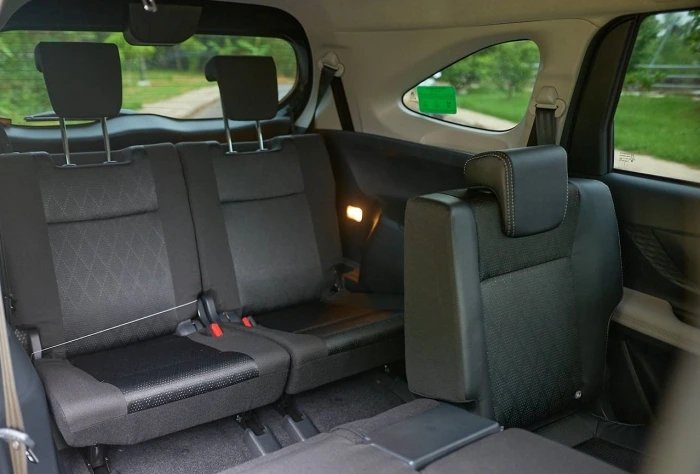 19-1773906338-dai-chien-mitsubishi-xpander-toyota-veloz-cross-giam-gia-lan-banh-giua-thang-32026-cuc-ky-hap-dan