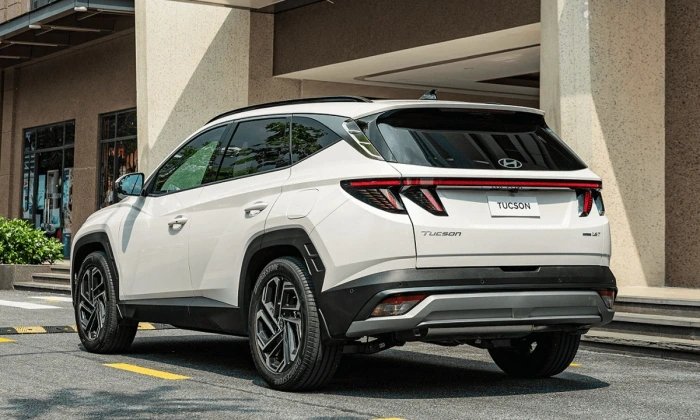 20-1773968177-gia-xe-hyundai-tucson-lan-banh-giua-thang-32026-dang-re-khong-kem-mazda-cx-5-ha-do-van-honda-cr-v