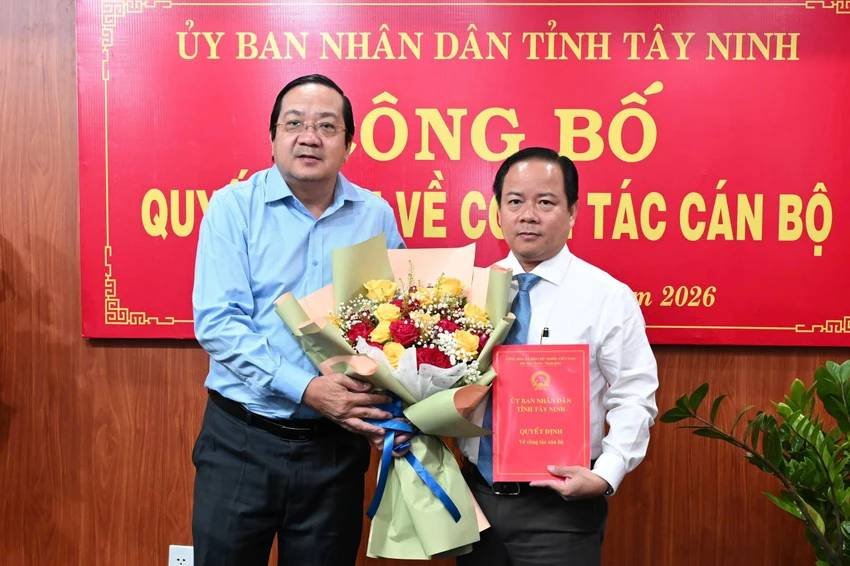 20-1773977973-ong-truong-tan-son-duoc-bo-nhiem-lam-giam-doc-so-cong-thuong-tinh-tay-ninh