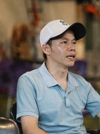 20-1773989998-tai-xe-vuong-on-ao-voi-nhac-si-minh-khang-co-hanh-dong-bat-ngo-khien-nhieu-nguoi-quay-xe