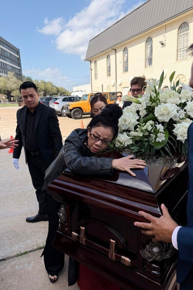 20-1773996570-me-kasim-hoang-vu-len-ke-hoach-dua-tro-cot-con-trai-ve-viet-nam-chia-se-tai-tang-le-thu-hut-chu-y