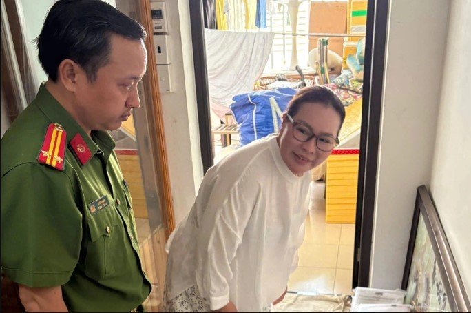 20-1774014823-can-canh-can-nha-cua-vo-co-ns-quy-binh-bi-bat-vi-bi-to-lua-dao-131-ty-cong-an-phat-hien-loat-chung-cu-kho-choi-cai