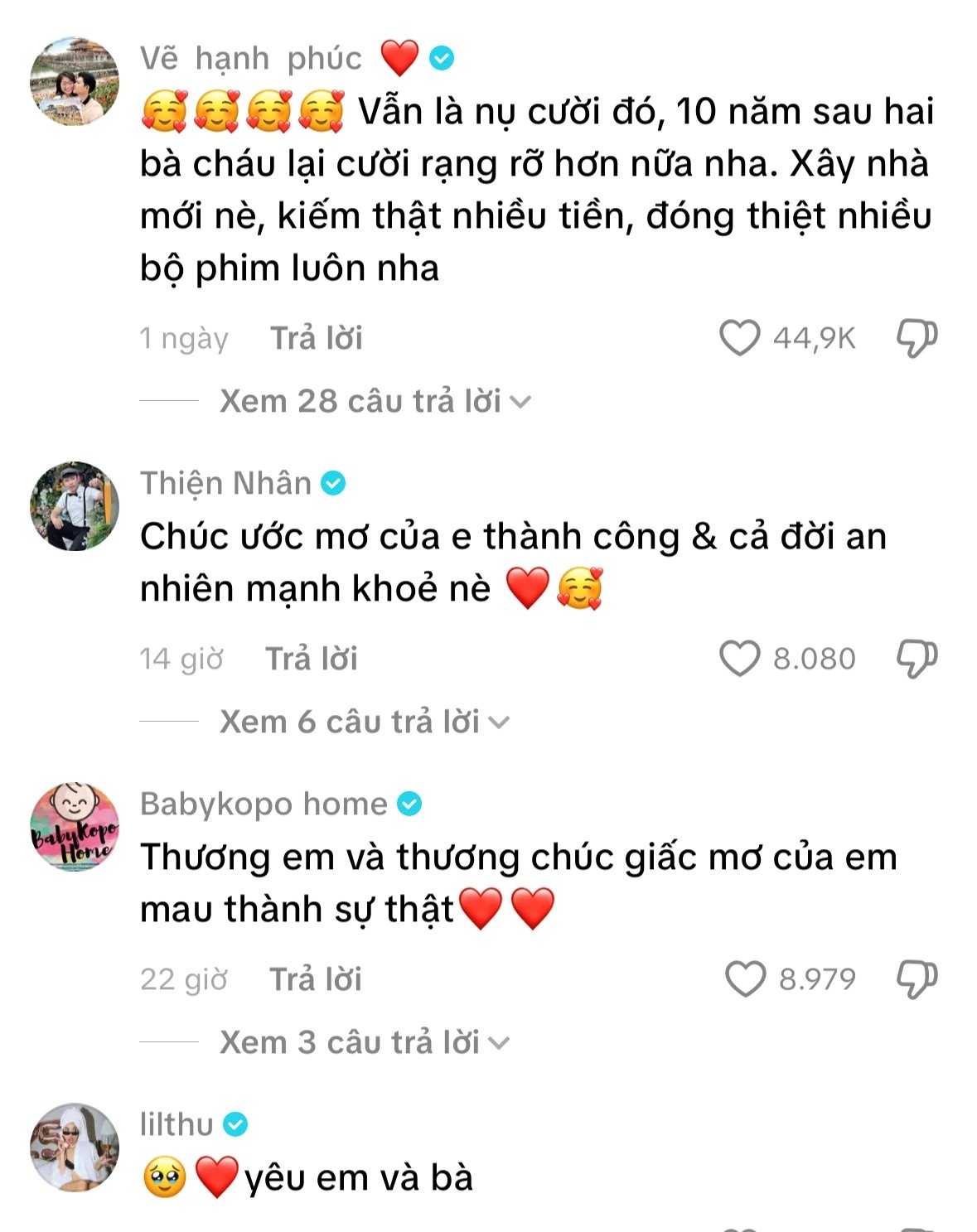 22-1774153015-cau-nam-sinh-thieu-hormone-tang-truong-va-thuoc-phim-gui-tuong-lai-dam-nuoc-mat-cung-ba-noi