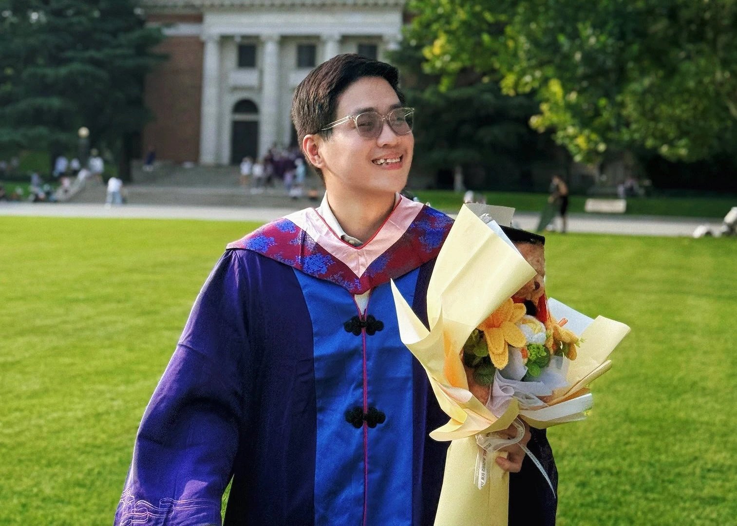 22-1774162654-hanh-trinh-xuyen-luc-dia-cua-chang-trai-viet-so-huu-3-bang-thac-si-tai-cac-dai-hoc-hang-dau-the-gioi