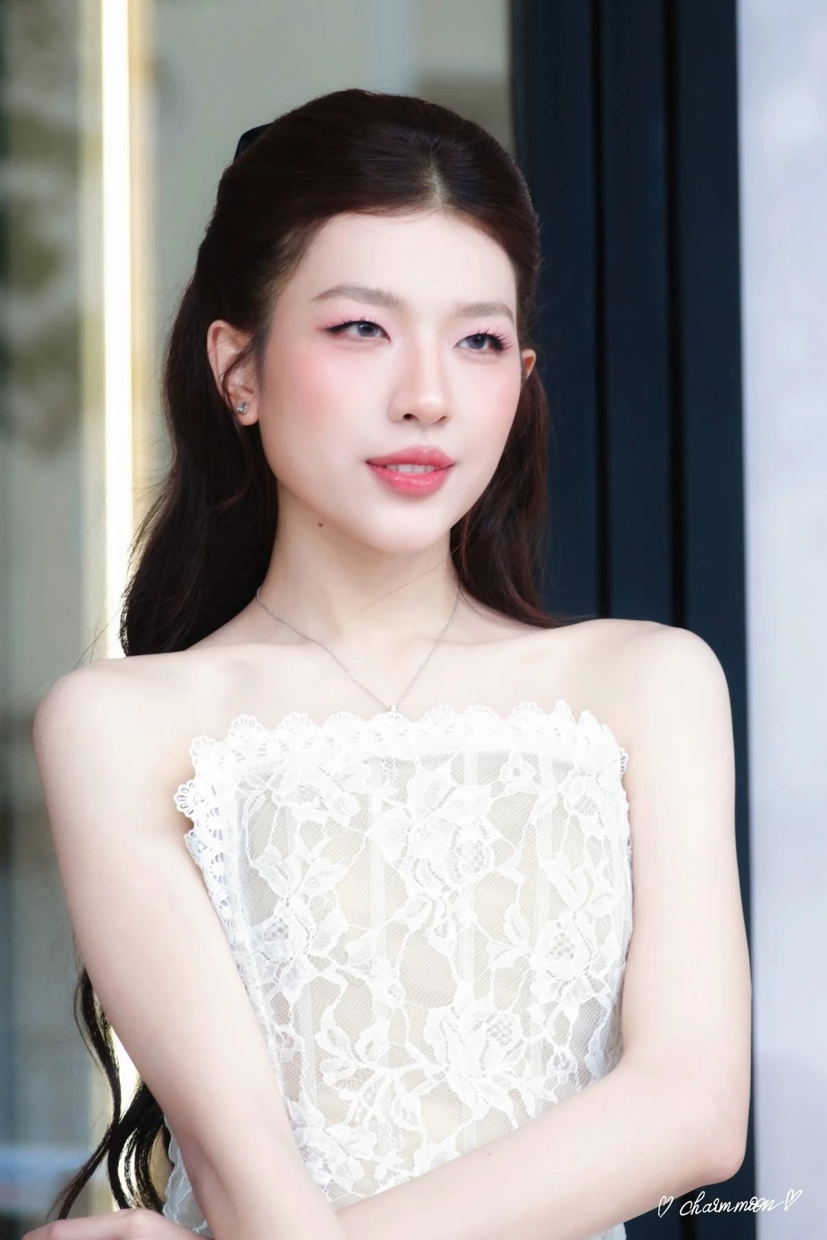 22-1774164186-giua-tam-bao-on-ao-cua-lamoon-dong-thai-tu-ba-xa-justatee-bat-ngo-lot-vao-tam-ngam-netizen