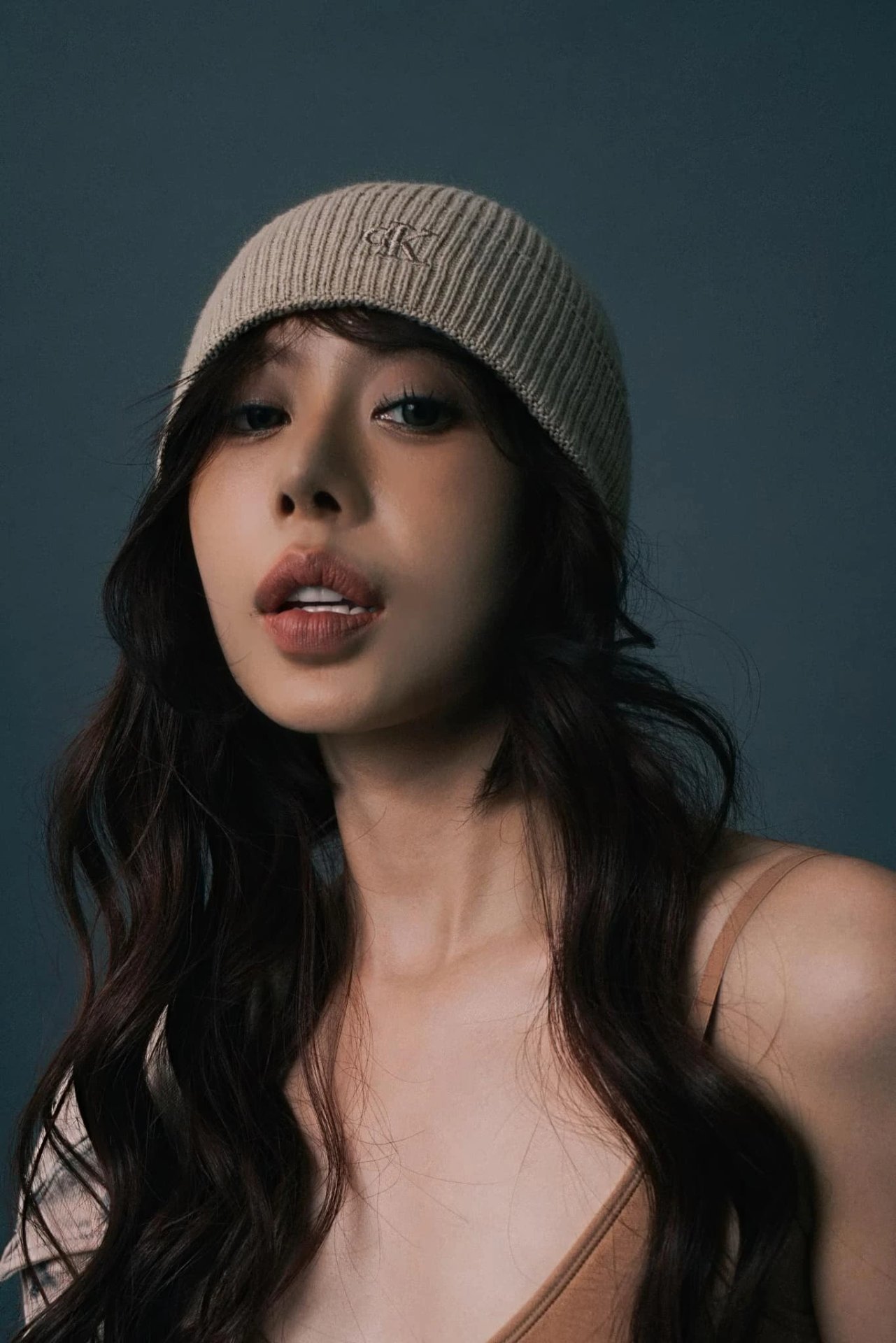 22-1774171222-bi-reo-ten-canh-justatee-tren-mang-xa-hoi-mayonair-phan-ung-do-khoc-do-cuoi