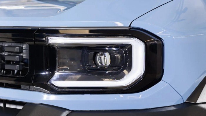 Toyota-Land-Cruiser-FJ-2026-3