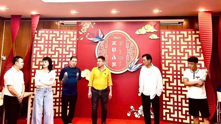 22-1774196171-dan-nghe-si-tao-quan-hoi-ngo