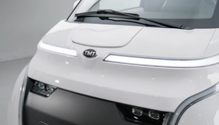 23-1774232354-o-to-dien-nano-s05-made-in-viet-nam-gia-tu-148-trieu-dong-thao-pin-nhu-xe-may-sac-tai-nha