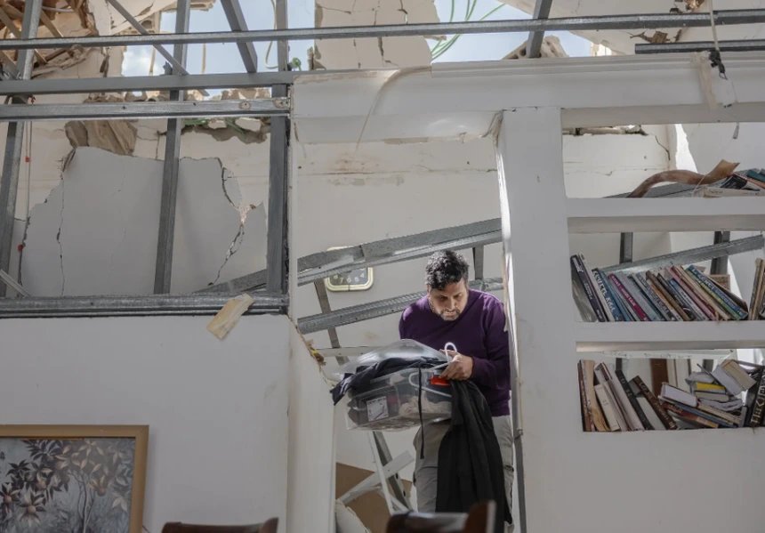 23-1774248185-lo-hong-tren-la-chan-thep-khi-ten-lua-iran-thach-thuc-trung-tam-hat-nhan-israel