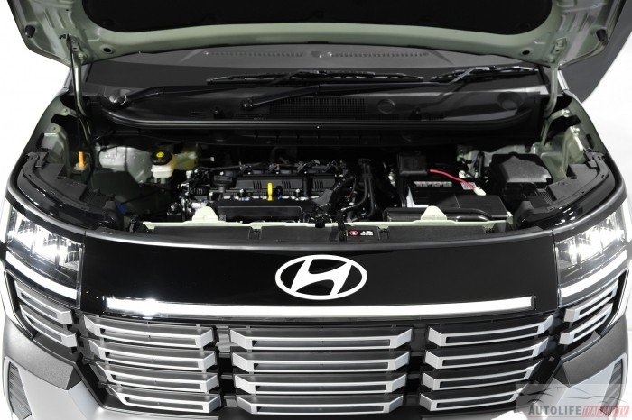 Hyundai-STARGAZER-10