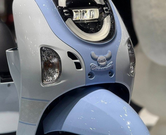 New-SCOOPY-x-Cinnamoroll-Limited-Edition-2