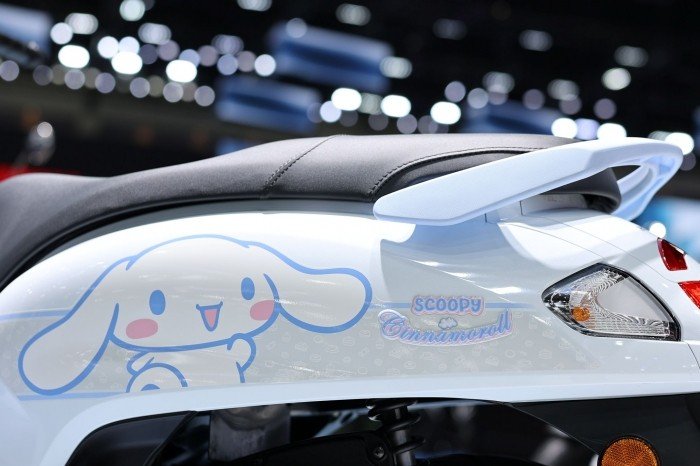 New-SCOOPY-x-Cinnamoroll-Limited-Edition-10