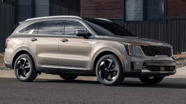 25-1774421488-loat-xe-hybrid-sieu-tiet-kiem-xang-dang-mua-nhat-toyota-yaris-cross-hr-v-kia-sorento-gop-mat