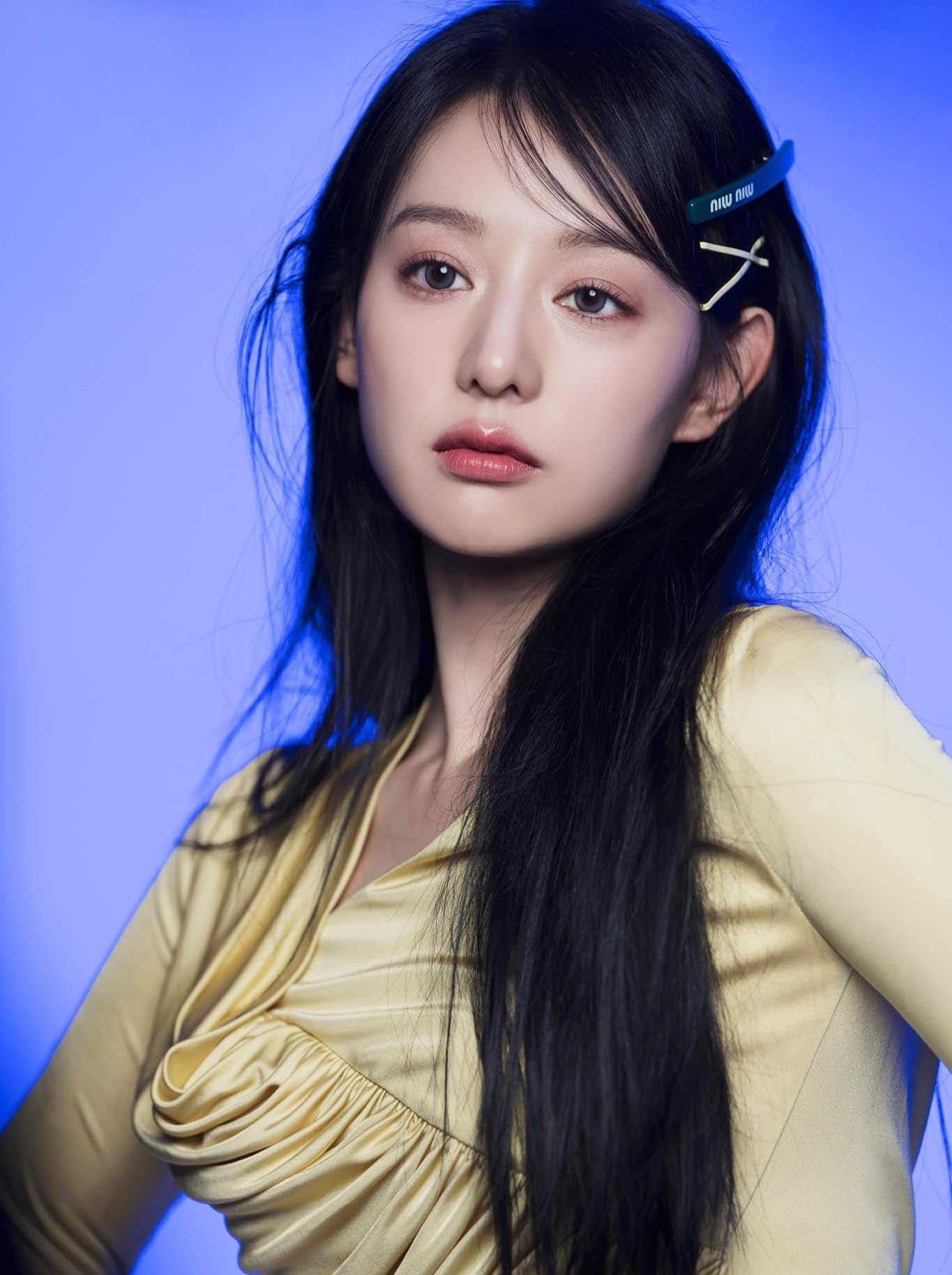 26-1774490978-kim-ji-won-xuat-hien-voi-voc-dang-gay-go-tai-milan-nhan-sac-nu-hoang-nuoc-mat-khien-fan-lo-lang