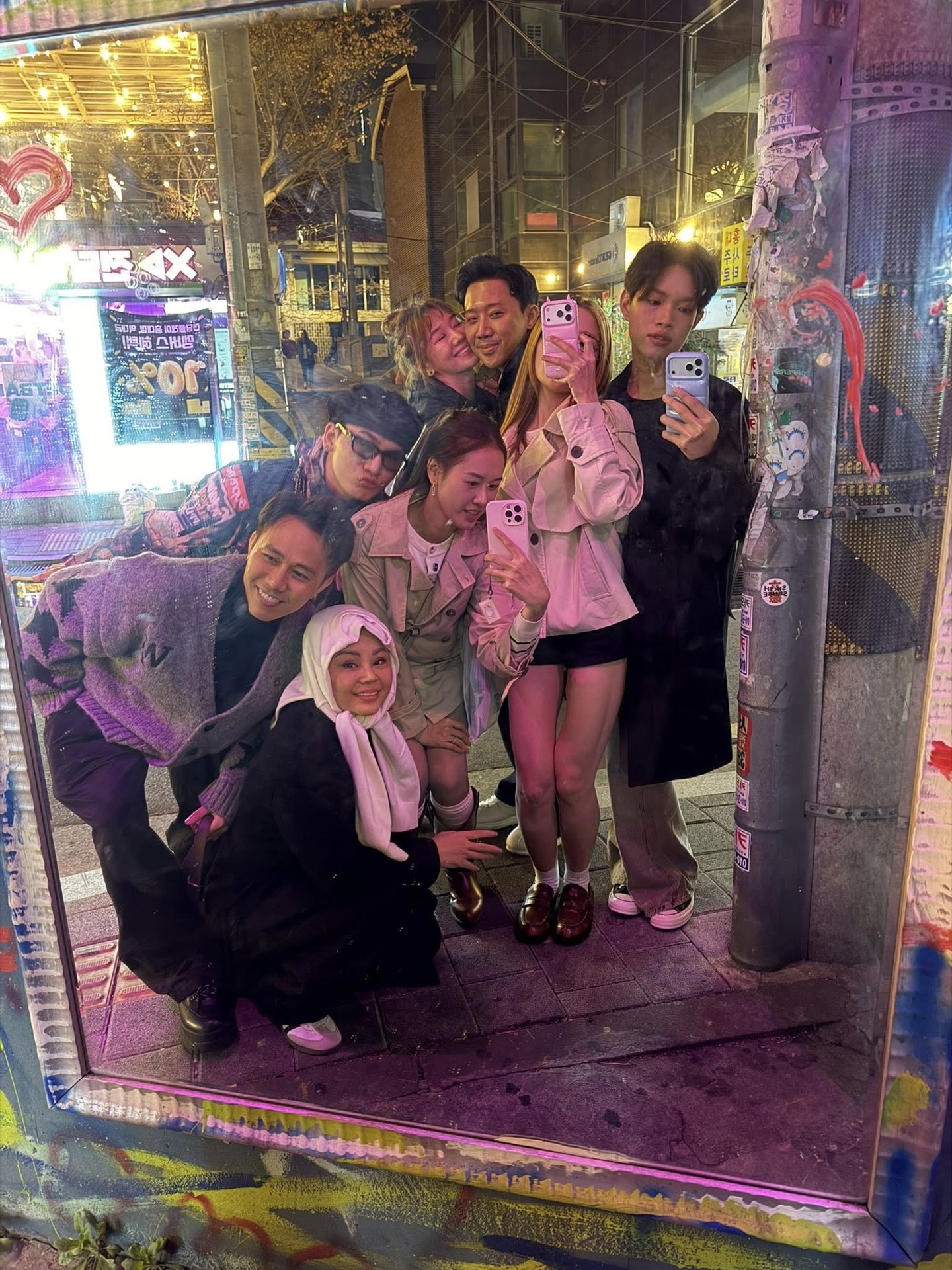 27-1774580448-hau-anh-trai-say-hi-hoi-ban-than-cua-tran-thanh-co-bien-dong-nhu-the-nao