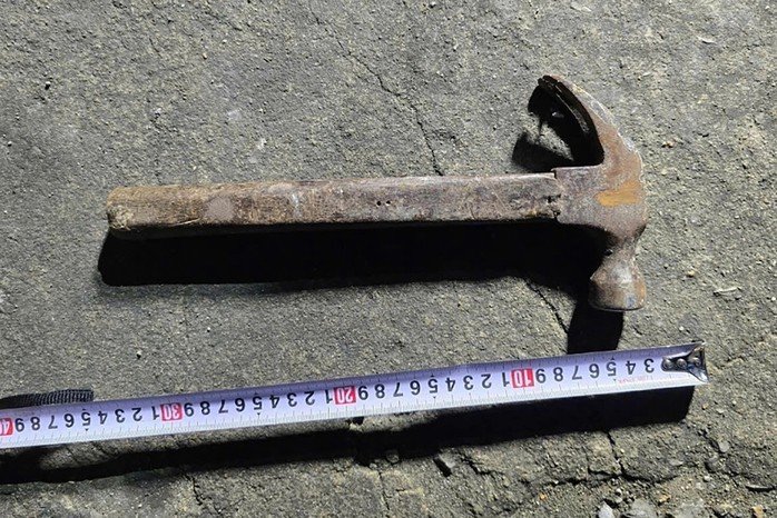 27-1774581890-nguoi-dan-ong-hung-han-dung-bua-tan-cong-dai-uy-csgt-vi-khong-duoc-bo-qua-loi-nong-do-con