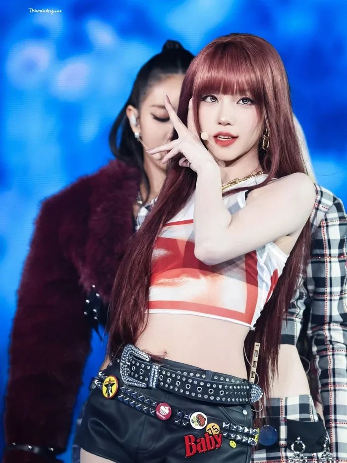 27-1774584083-yuqi-gi-dle-tam-dung-moi-hoat-dong-vi-chan-thuong-dau-nghiem-trong