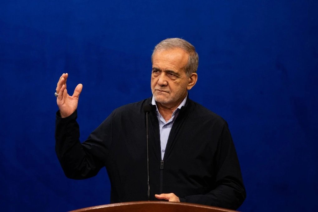 27-1774585789-hoa-giai-chao-lua-trung-dong-iran-tuyen-bo-muon-cham-dut-hoan-toan-chien-tranh-voi-my-va-israel