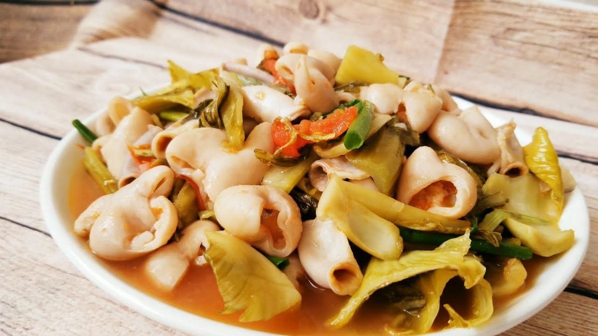 28-1774661502-long-xao-dua-mon-khoai-khau-nhung-khong-phai-ai-cung-nen-an