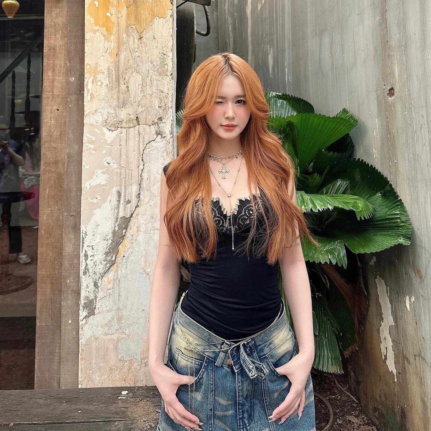 28-1774681222-giai-ma-suc-hut-cua-hoi-nang-tho-the-he-moi-nhung-bong-hong-nam-giu-trai-tim-dan-nam-than-dinh-dam-vbiz