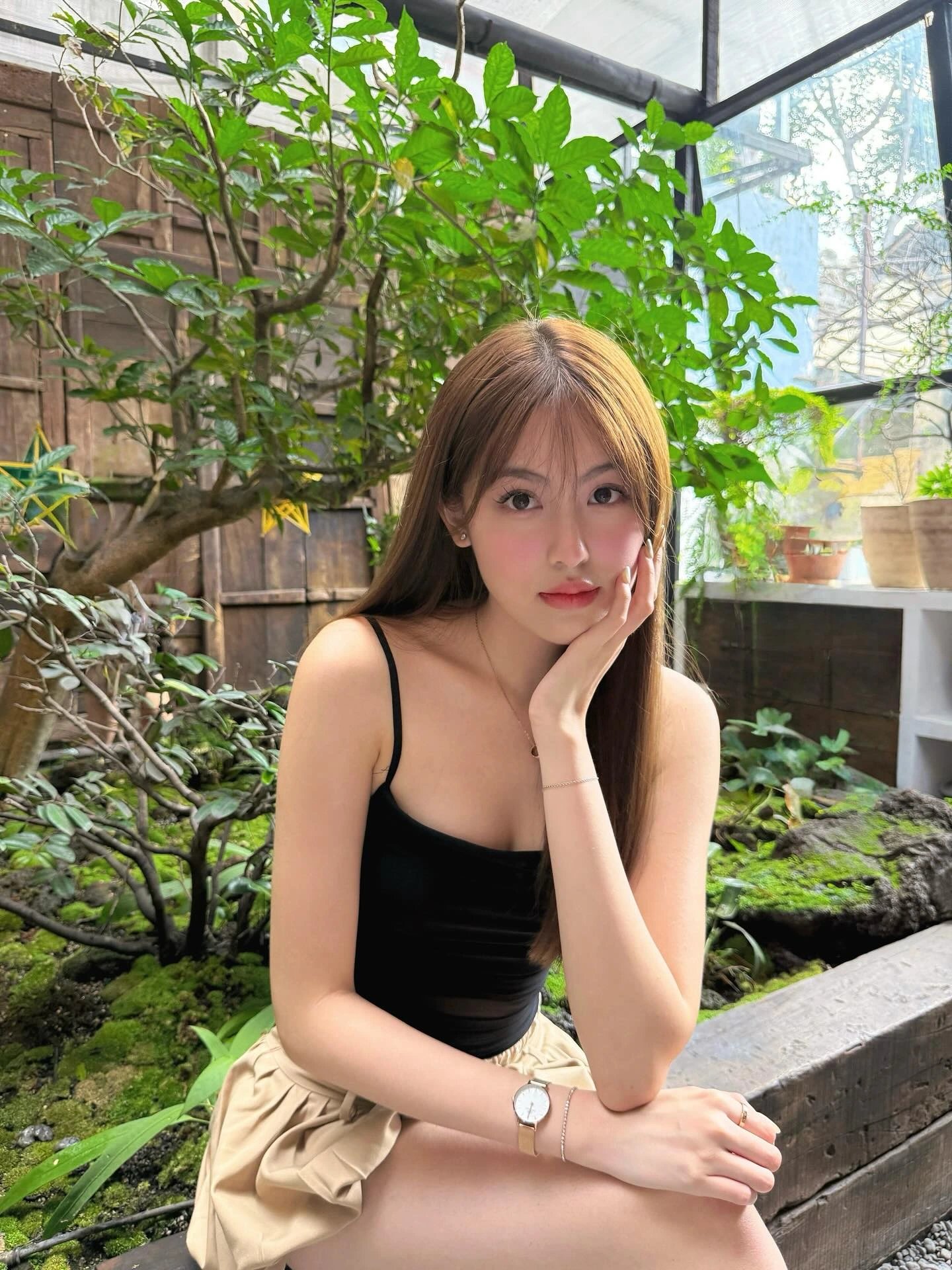 28-1774681222-giai-ma-suc-hut-cua-hoi-nang-tho-the-he-moi-nhung-bong-hong-nam-giu-trai-tim-dan-nam-than-dinh-dam-vbiz