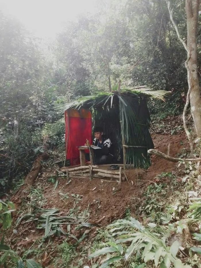 28-1774683930-cau-hoc-sinh-dung-lan-bat-song-hoc-online-nay-thay-doi-ngoan-muc-la-sinh-vien-hoc-vien-csnd