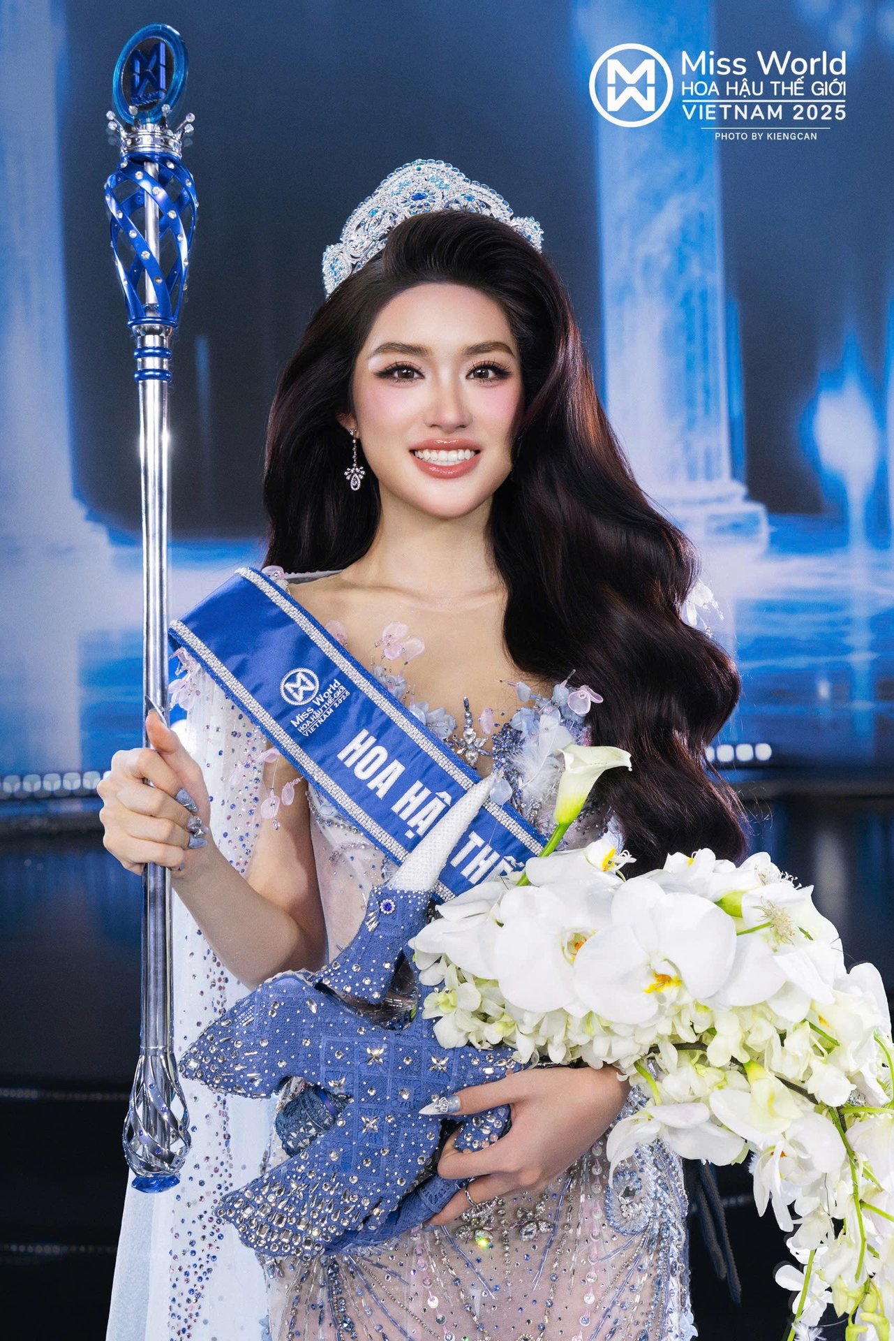 Quá xinh nhan sắc đăng quang Miss World Vietnam 2025 - Ảnh 3.